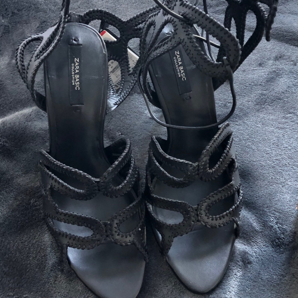 BNWT Zara Leather Strappy Heels